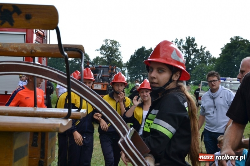 Zdjęcie w galerii na portalu naszraciborz.pl: Strażacki hat-trick Tworkowa. Pech gospodarzy z Bieńkowic  wiadomości z regionu