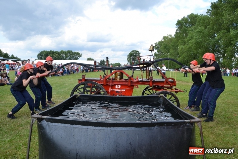 Zdjęcie w galerii na portalu naszraciborz.pl: Strażacki hat-trick Tworkowa. Pech gospodarzy z Bieńkowic  wiadomości z regionu