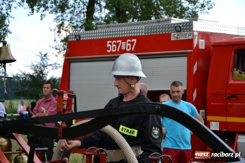 Zdjęcie w galerii na portalu naszraciborz.pl: Strażacki hat-trick Tworkowa. Pech gospodarzy z Bieńkowic  wiadomości z regionu