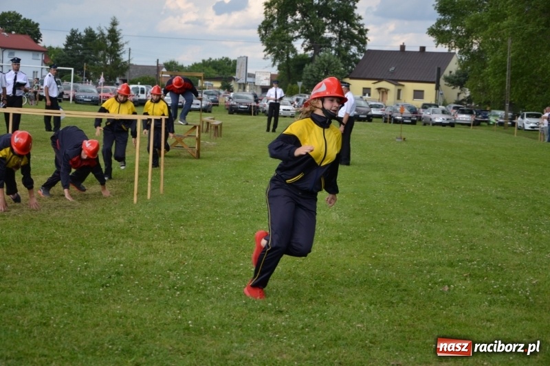 Zdjęcie w galerii na portalu naszraciborz.pl: Strażacki hat-trick Tworkowa. Pech gospodarzy z Bieńkowic  wiadomości z regionu