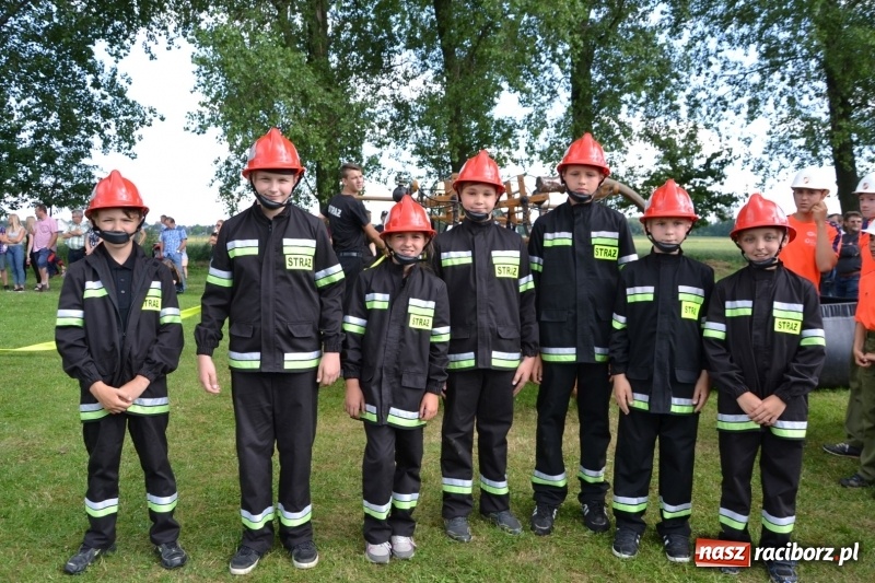 Zdjęcie w galerii na portalu naszraciborz.pl: Strażacki hat-trick Tworkowa. Pech gospodarzy z Bieńkowic  wiadomości z regionu