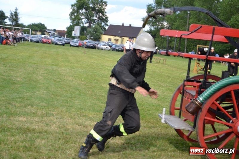 Zdjęcie w galerii na portalu naszraciborz.pl: Strażacki hat-trick Tworkowa. Pech gospodarzy z Bieńkowic  wiadomości z regionu
