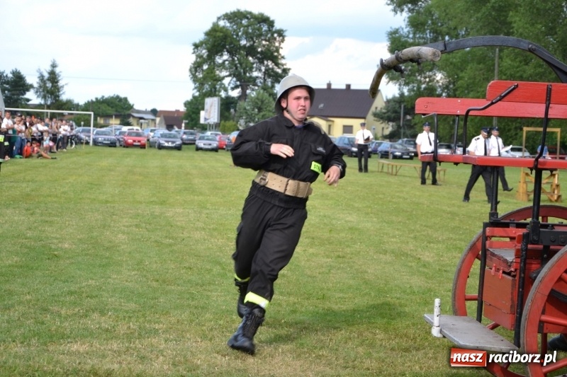 Zdjęcie w galerii na portalu naszraciborz.pl: Strażacki hat-trick Tworkowa. Pech gospodarzy z Bieńkowic  wiadomości z regionu