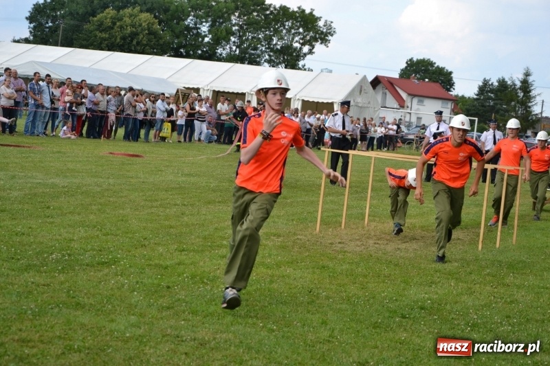 Zdjęcie w galerii na portalu naszraciborz.pl: Strażacki hat-trick Tworkowa. Pech gospodarzy z Bieńkowic  wiadomości z regionu
