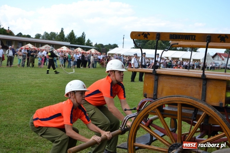 Zdjęcie w galerii na portalu naszraciborz.pl: Strażacki hat-trick Tworkowa. Pech gospodarzy z Bieńkowic  wiadomości z regionu