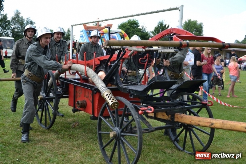 Zdjęcie w galerii na portalu naszraciborz.pl: Strażacki hat-trick Tworkowa. Pech gospodarzy z Bieńkowic  wiadomości z regionu