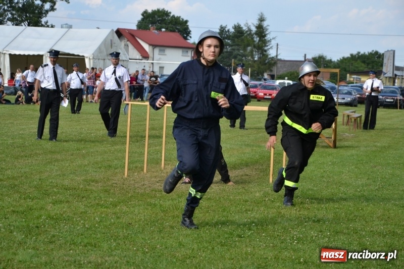 Zdjęcie w galerii na portalu naszraciborz.pl: Strażacki hat-trick Tworkowa. Pech gospodarzy z Bieńkowic  wiadomości z regionu