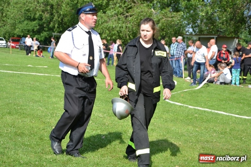 Zdjęcie w galerii na portalu naszraciborz.pl: Strażacki hat-trick Tworkowa. Pech gospodarzy z Bieńkowic  wiadomości z regionu