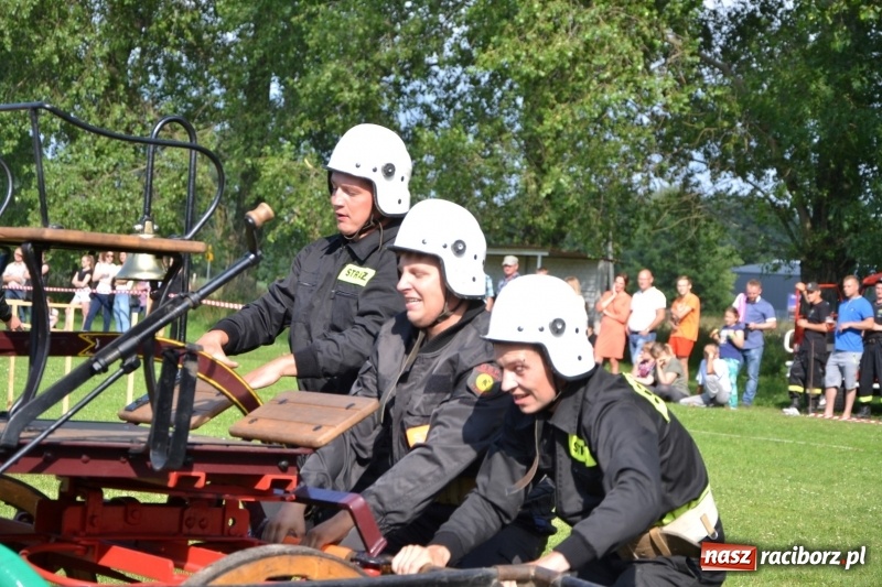 Zdjęcie w galerii na portalu naszraciborz.pl: Strażacki hat-trick Tworkowa. Pech gospodarzy z Bieńkowic  wiadomości z regionu