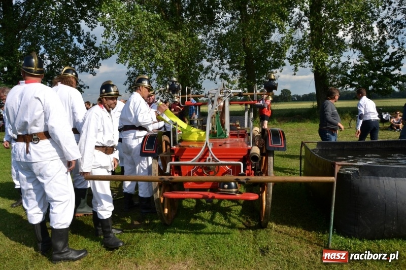 Zdjęcie w galerii na portalu naszraciborz.pl: Strażacki hat-trick Tworkowa. Pech gospodarzy z Bieńkowic  wiadomości z regionu