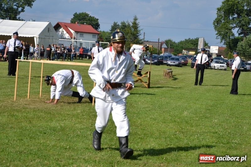 Zdjęcie w galerii na portalu naszraciborz.pl: Strażacki hat-trick Tworkowa. Pech gospodarzy z Bieńkowic  wiadomości z regionu