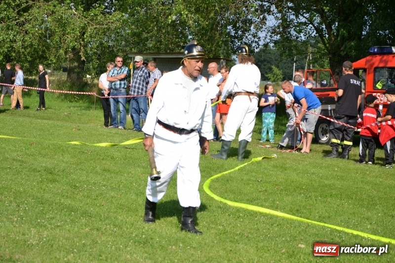 Zdjęcie w galerii na portalu naszraciborz.pl: Strażacki hat-trick Tworkowa. Pech gospodarzy z Bieńkowic  wiadomości z regionu