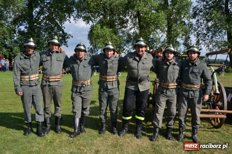 Zdjęcie w galerii na portalu naszraciborz.pl: Strażacki hat-trick Tworkowa. Pech gospodarzy z Bieńkowic  wiadomości z regionu