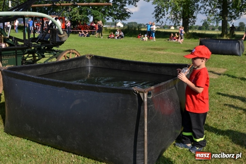 Zdjęcie w galerii na portalu naszraciborz.pl: Strażacki hat-trick Tworkowa. Pech gospodarzy z Bieńkowic  wiadomości z regionu