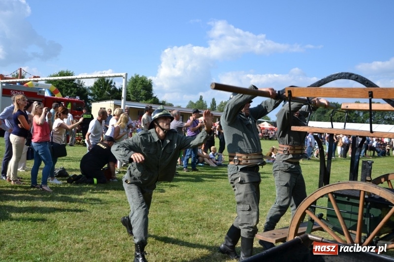 Zdjęcie w galerii na portalu naszraciborz.pl: Strażacki hat-trick Tworkowa. Pech gospodarzy z Bieńkowic  wiadomości z regionu