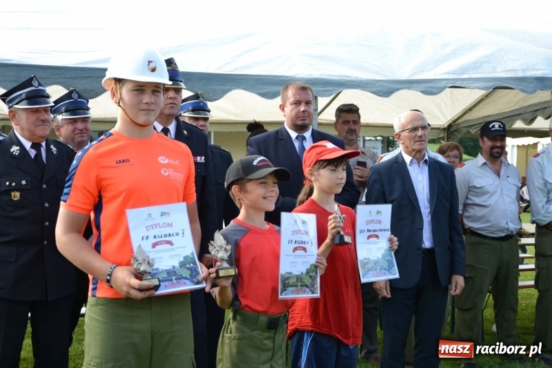 Zdjęcie w galerii na portalu naszraciborz.pl: Strażacki hat-trick Tworkowa. Pech gospodarzy z Bieńkowic  wiadomości z regionu