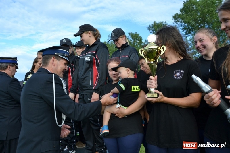 Zdjęcie w galerii na portalu naszraciborz.pl: Strażacki hat-trick Tworkowa. Pech gospodarzy z Bieńkowic  wiadomości z regionu