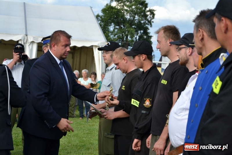 Zdjęcie w galerii na portalu naszraciborz.pl: Strażacki hat-trick Tworkowa. Pech gospodarzy z Bieńkowic  wiadomości z regionu