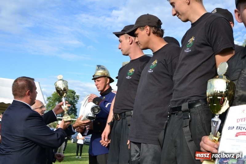 Zdjęcie w galerii na portalu naszraciborz.pl: Strażacki hat-trick Tworkowa. Pech gospodarzy z Bieńkowic  wiadomości z regionu
