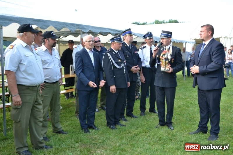 Zdjęcie w galerii na portalu naszraciborz.pl: Strażacki hat-trick Tworkowa. Pech gospodarzy z Bieńkowic  wiadomości z regionu