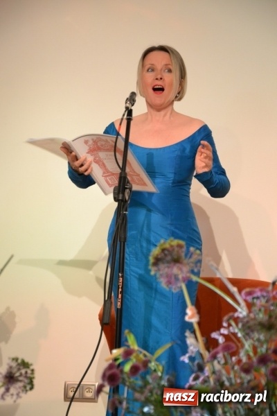 Zdjęcie w galerii na portalu naszraciborz.pl: O miłości... czyli Williama Szekspira muzyczny bankiet na Zamku Piastowskim  wiadomości z regionu