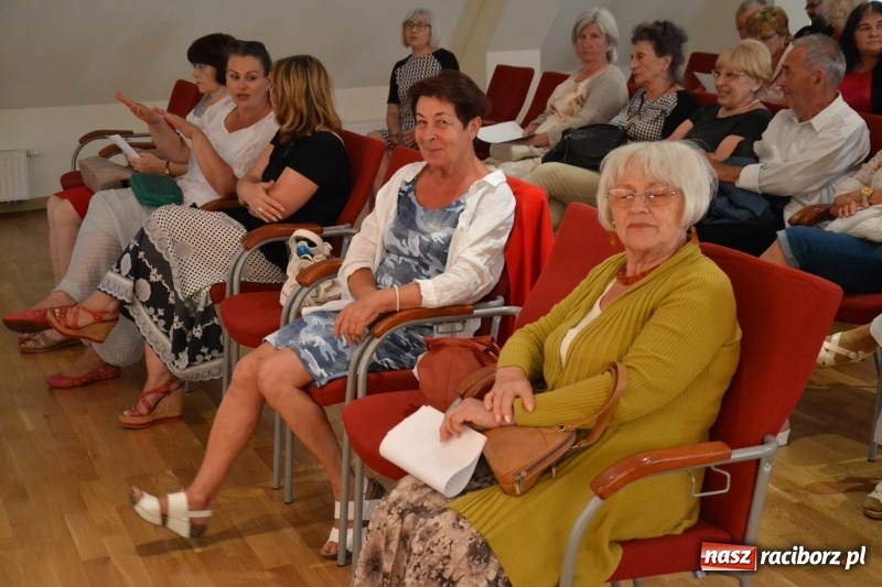 Zdjęcie w galerii na portalu naszraciborz.pl: O miłości... czyli Williama Szekspira muzyczny bankiet na Zamku Piastowskim  wiadomości z regionu