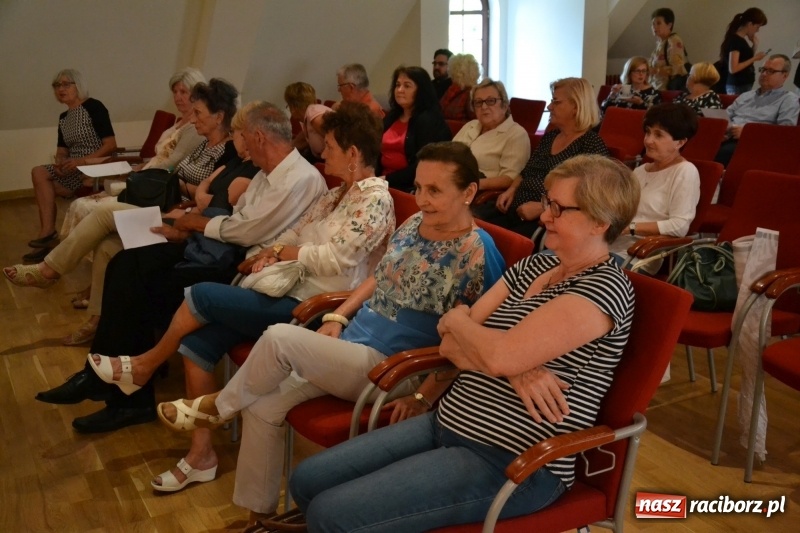 Zdjęcie w galerii na portalu naszraciborz.pl: O miłości... czyli Williama Szekspira muzyczny bankiet na Zamku Piastowskim  wiadomości z regionu