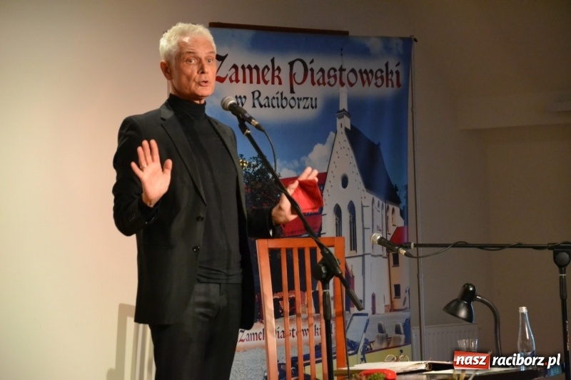 Zdjęcie w galerii na portalu naszraciborz.pl: O miłości... czyli Williama Szekspira muzyczny bankiet na Zamku Piastowskim  wiadomości z regionu