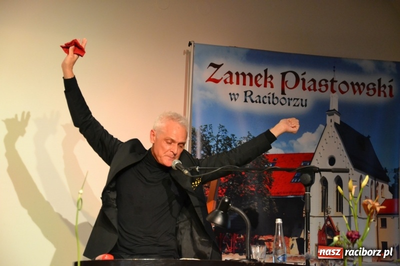 Zdjęcie w galerii na portalu naszraciborz.pl: O miłości... czyli Williama Szekspira muzyczny bankiet na Zamku Piastowskim  wiadomości z regionu