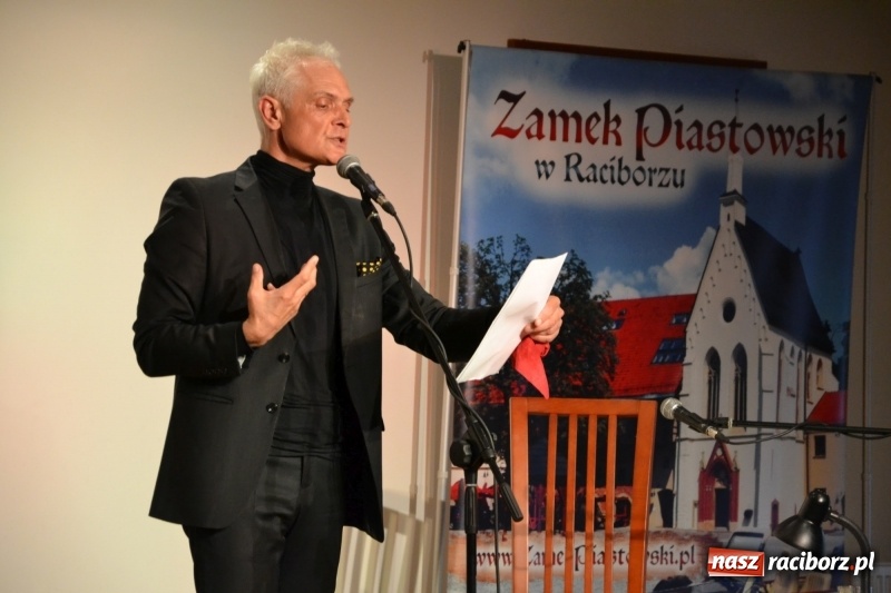 Zdjęcie w galerii na portalu naszraciborz.pl: O miłości... czyli Williama Szekspira muzyczny bankiet na Zamku Piastowskim  wiadomości z regionu