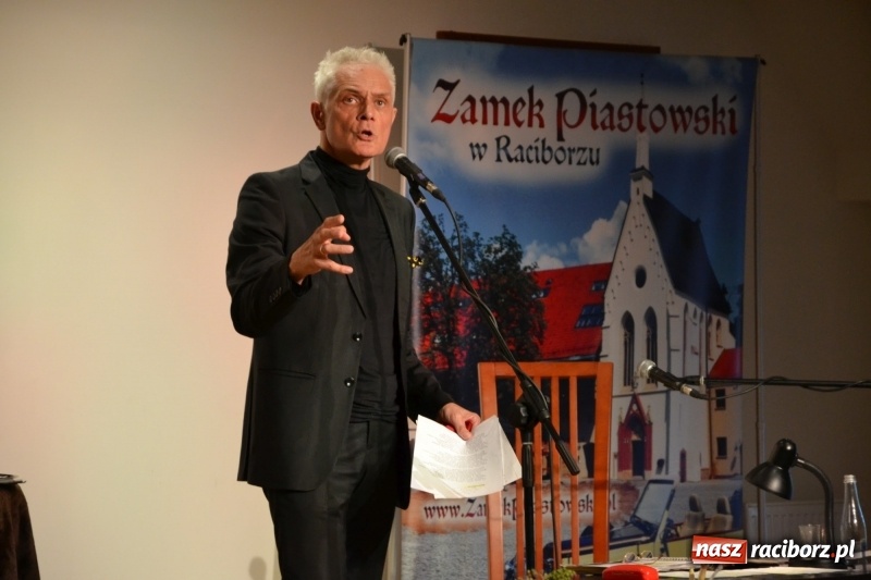 Zdjęcie w galerii na portalu naszraciborz.pl: O miłości... czyli Williama Szekspira muzyczny bankiet na Zamku Piastowskim  wiadomości z regionu