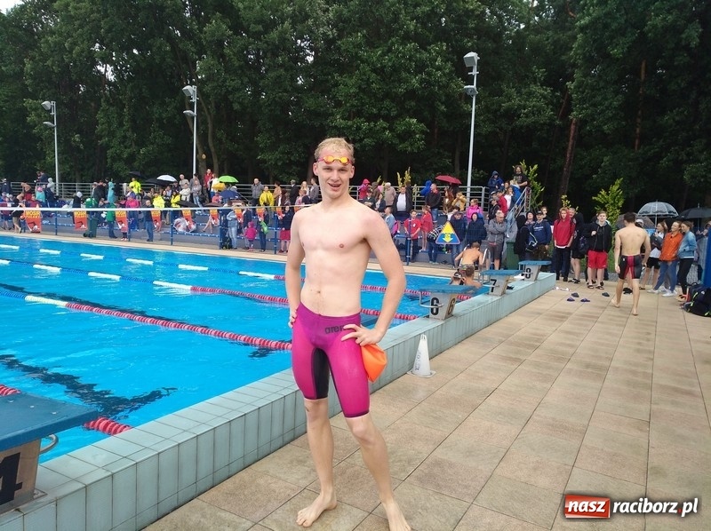 Zdjęcie w galerii na portalu naszraciborz.pl: Pływanie. Dobre starty raciborzan w Puławach wiadomości z regionu