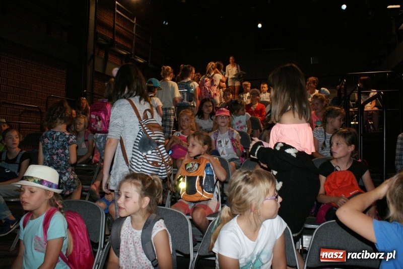Zdjęcie w galerii na portalu naszraciborz.pl: Pierwszy tydzień wakacji w klubach SM Nowoczesna wiadomości z regionu