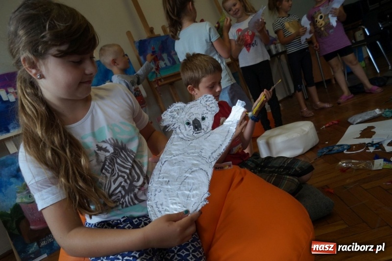 Zdjęcie w galerii na portalu naszraciborz.pl: Z Nędzy do Australii. Ruszyły wakacje w GCK  wiadomości z regionu