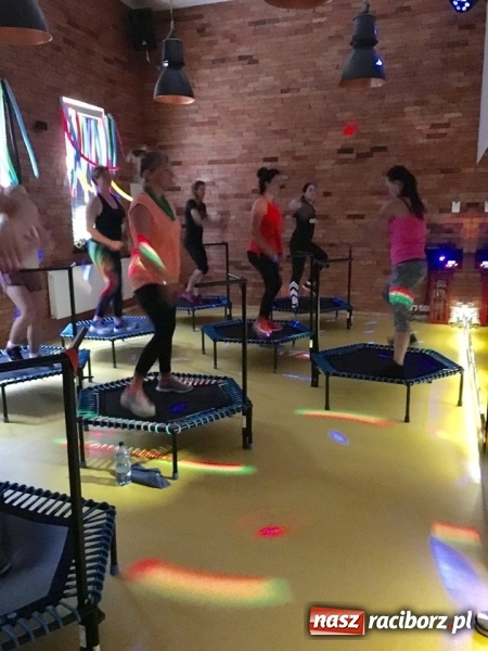 Zdjęcie w galerii na portalu naszraciborz.pl: Club Endorfina przywitał lato wiadomości z regionu