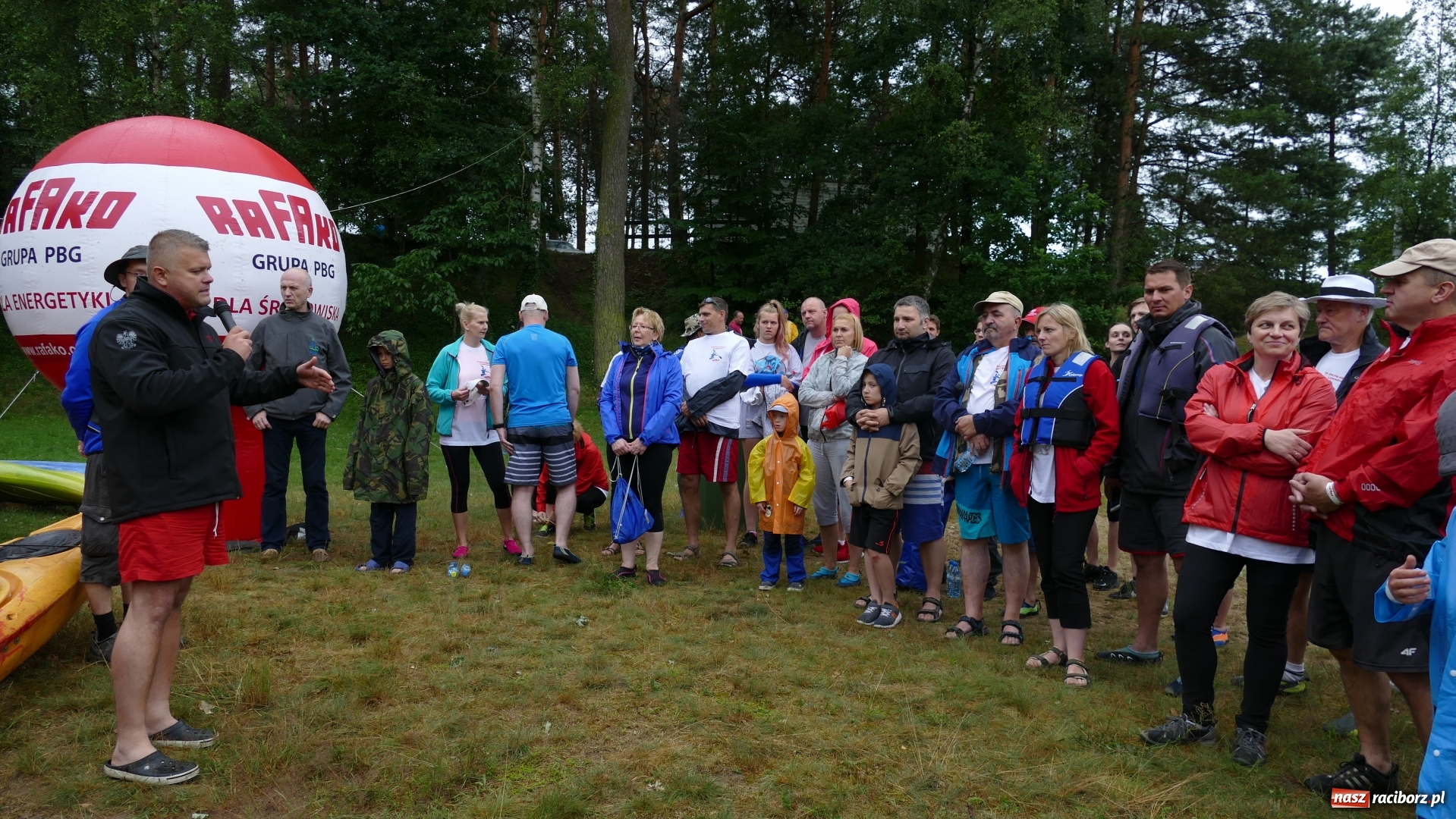 Zdjęcie w galerii na portalu naszraciborz.pl: Spływ kajakowy po Liswarcie, czyli integracyjna niedziela pracowników Rafako S.A.  wiadomości z regionu