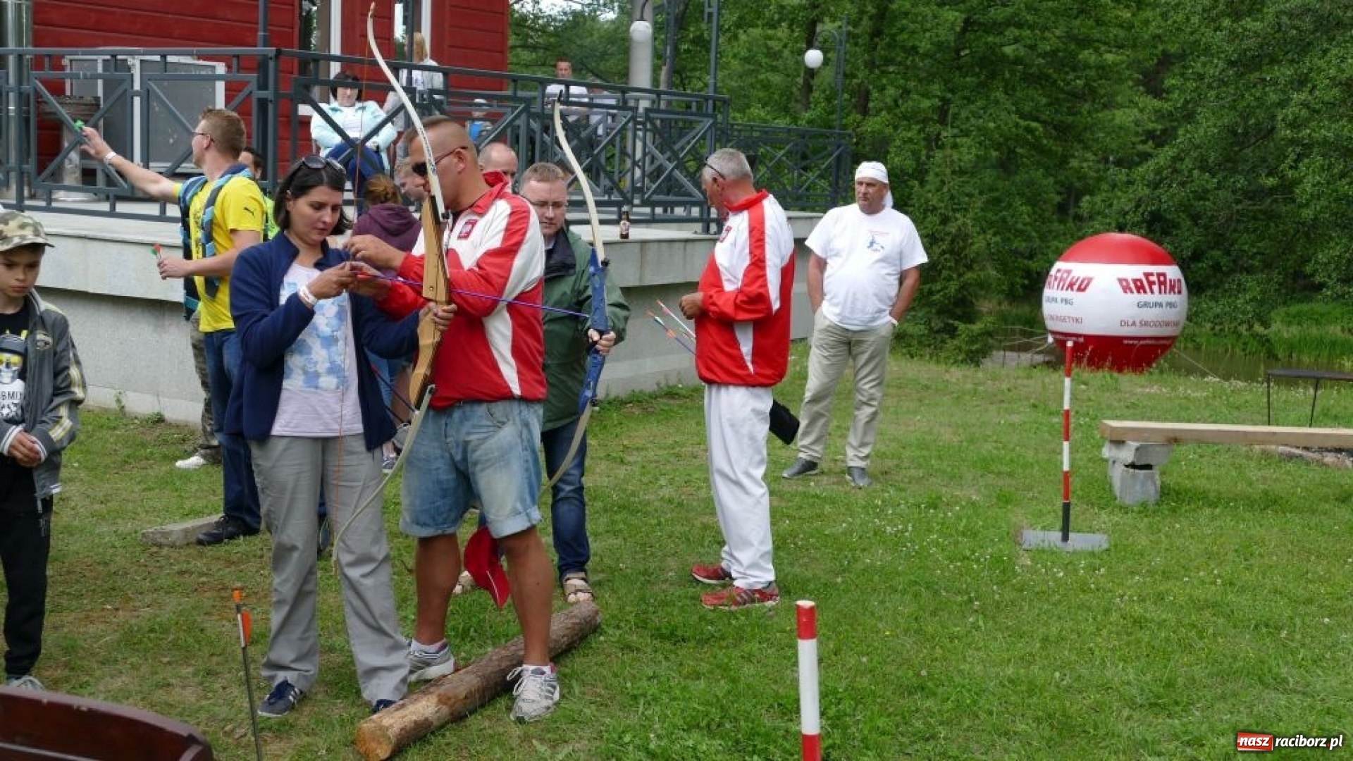 Zdjęcie w galerii na portalu naszraciborz.pl: Spływ kajakowy po Liswarcie, czyli integracyjna niedziela pracowników Rafako S.A.  wiadomości z regionu