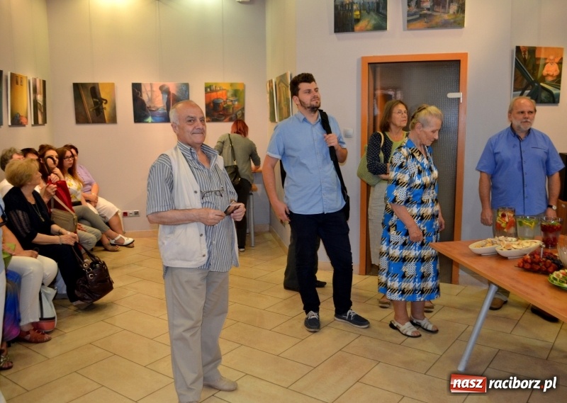 Zdjęcie w galerii na portalu naszraciborz.pl: Intymny świat wspomnień - wystawa malarstwa Marka Furmanowicza  wiadomości z regionu