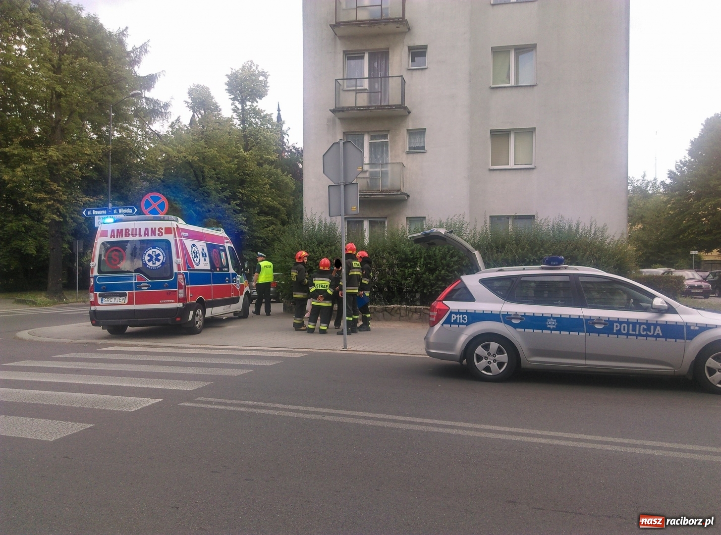 Zdjęcie w galerii na portalu naszraciborz.pl: Wczoraj na Wojska Polskiego doszło do potrącenia na przejściu dla pieszych wiadomości z regionu