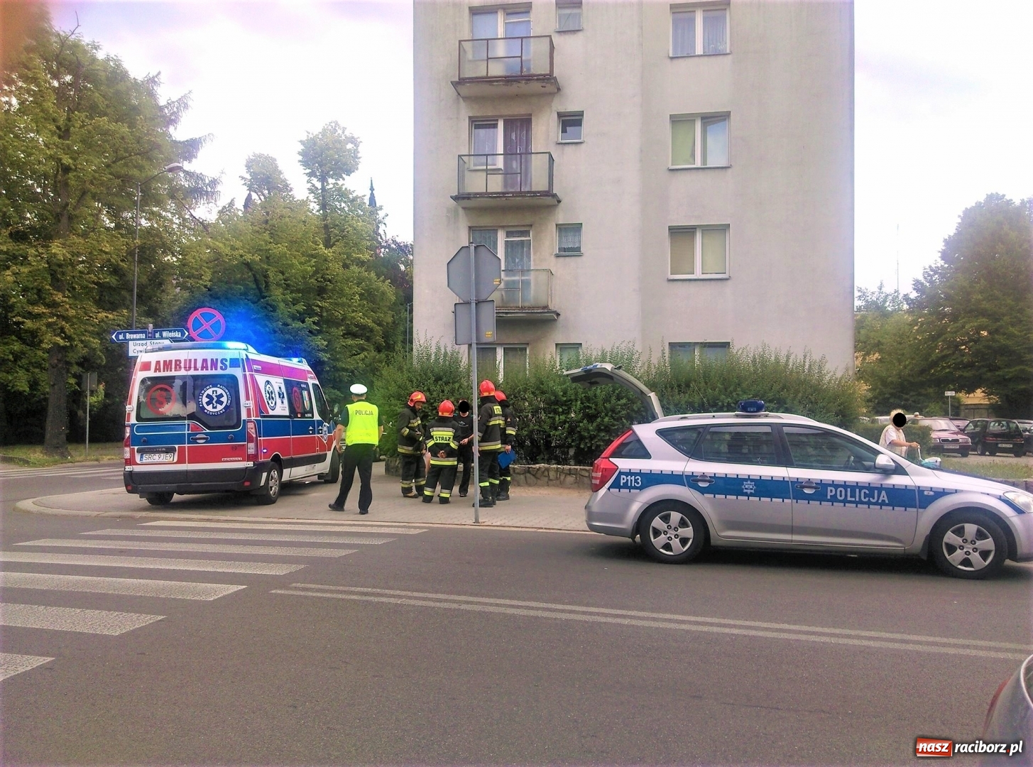 Zdjęcie w galerii na portalu naszraciborz.pl: Wczoraj na Wojska Polskiego doszło do potrącenia na przejściu dla pieszych wiadomości z regionu