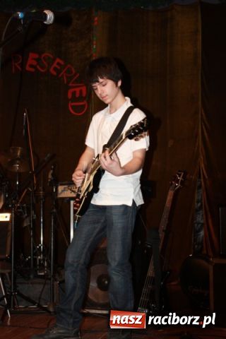 Zdjęcie w galerii na portalu naszraciborz.pl: Koncert rockowy i karaoke wiadomości z regionu