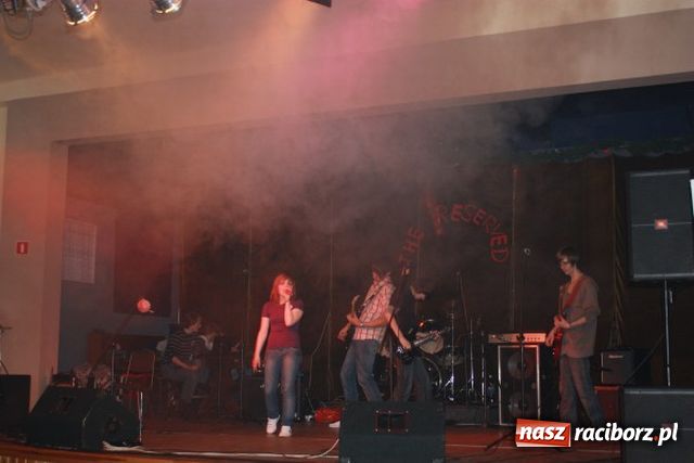 Zdjęcie w galerii na portalu naszraciborz.pl: Koncert rockowy i karaoke wiadomości z regionu