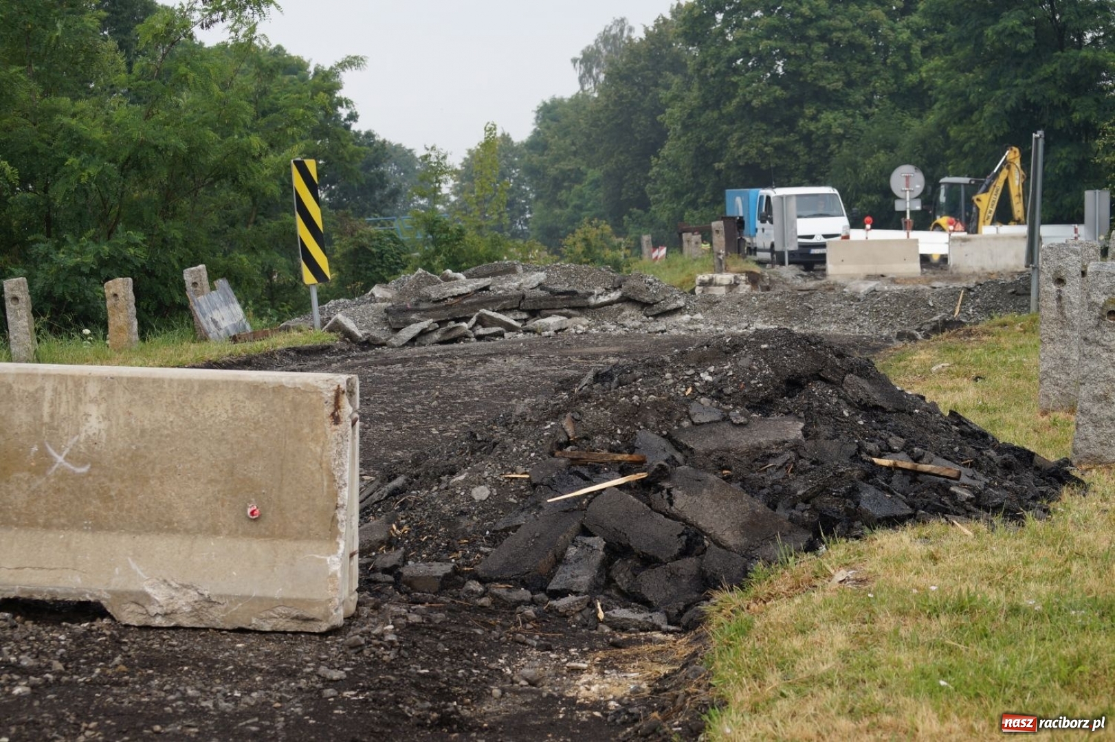Zdjęcie w galerii na portalu naszraciborz.pl: Remontowany wiadukt w Nędzy już bez przęsła  wiadomości z regionu
