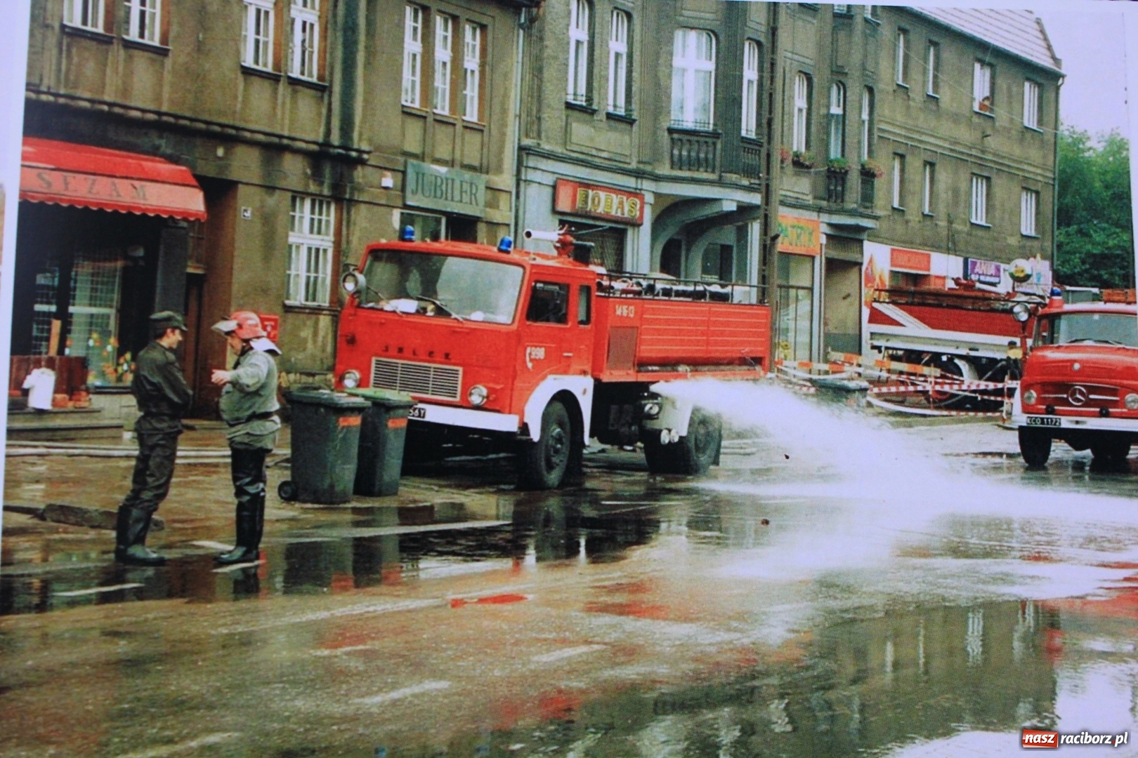 Zdjęcie w galerii na portalu naszraciborz.pl: 20 lat po powodzi. Wywiad z Janem Krolikiem, ówczesnym dowódcą JRG w Rydułtowach wiadomości z regionu