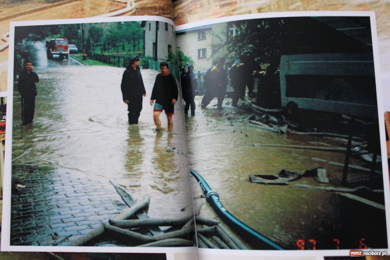 Zdjęcie w galerii na portalu naszraciborz.pl: 20 lat po powodzi. Wywiad z Janem Krolikiem, ówczesnym dowódcą JRG w Rydułtowach wiadomości z regionu