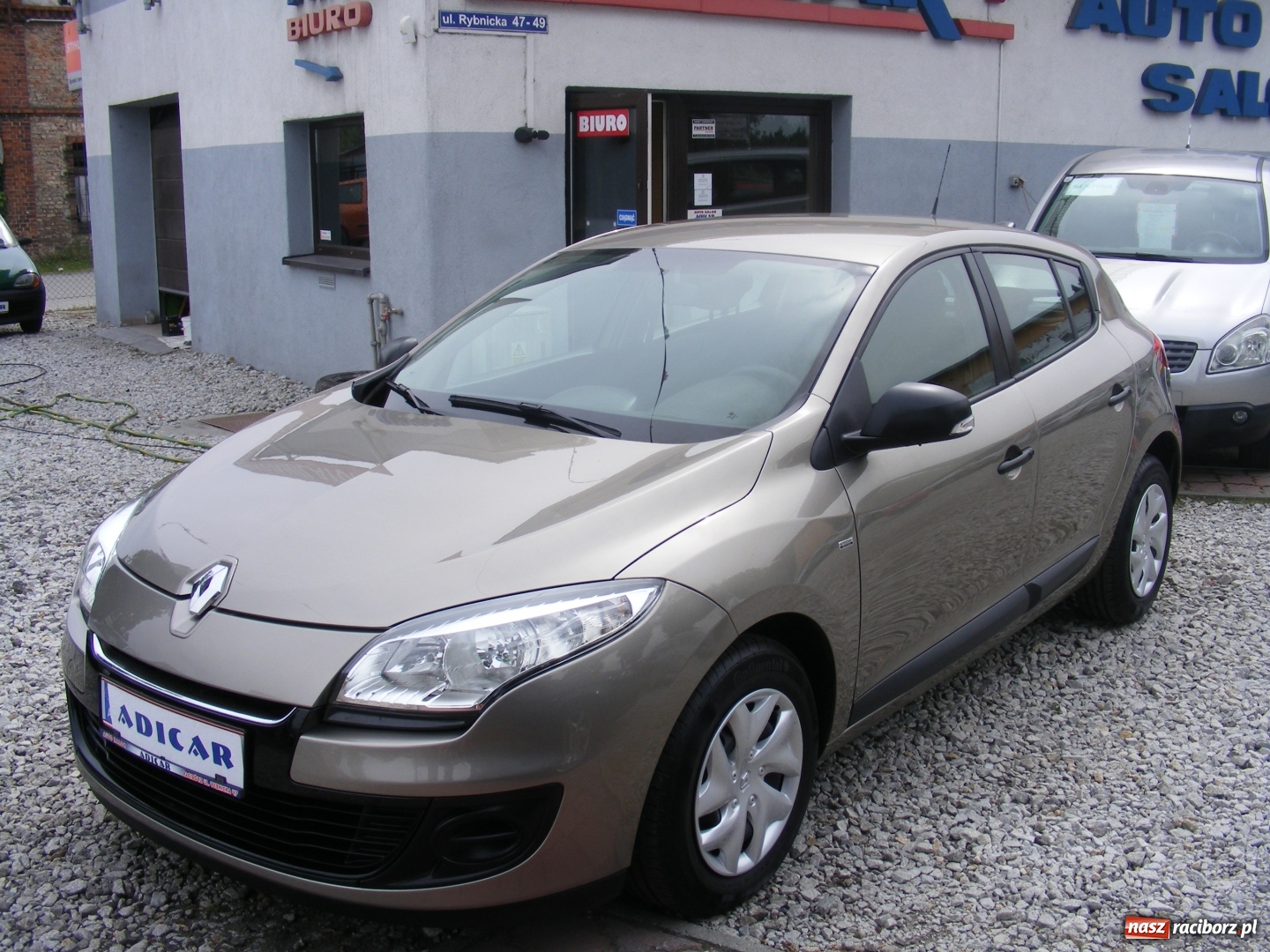 Zdjęcie w galerii na portalu naszraciborz.pl: Nowości w salonie samochodowym ADICAR wiadomości z regionu