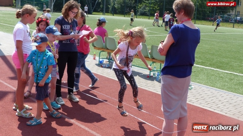 Zdjęcie w galerii na portalu naszraciborz.pl: Lato z biblioteką: uczestnicy świętowali Dzień Kota  wiadomości z regionu
