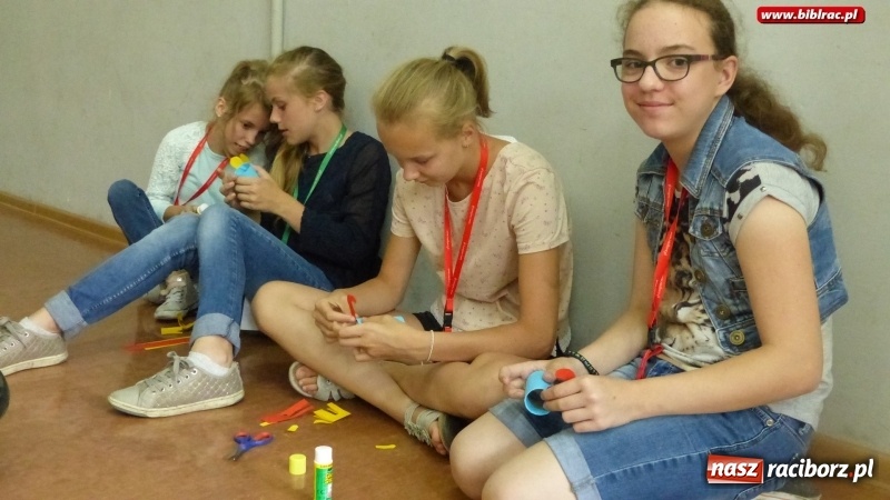 Zdjęcie w galerii na portalu naszraciborz.pl: Lato z biblioteką: uczestnicy świętowali Dzień Kota  wiadomości z regionu