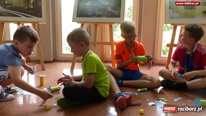 Zdjęcie w galerii na portalu naszraciborz.pl: Lato z biblioteką: uczestnicy świętowali Dzień Kota  wiadomości z regionu