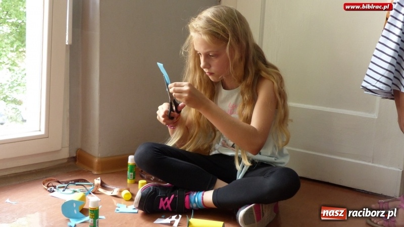 Zdjęcie w galerii na portalu naszraciborz.pl: Lato z biblioteką: uczestnicy świętowali Dzień Kota  wiadomości z regionu